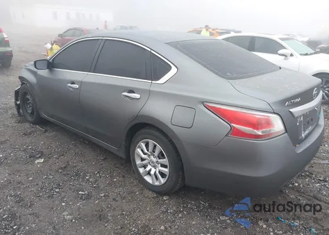 2014 Nissan Altima 2.5/2.5 S/2.5 Sl/2.5 Sv z USA, uszkodzony, nr VIN 1N4AL3AP7EC267561